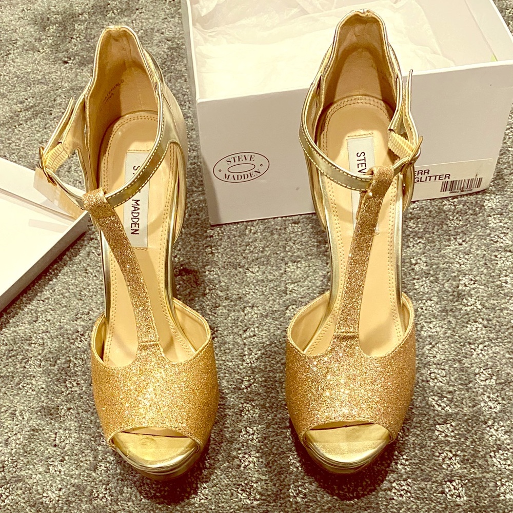 Steve Madden Pumps